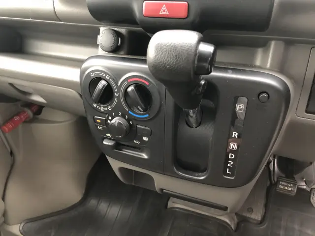 スズキ エブリイ HBD-DA17V(2WD)の写真39