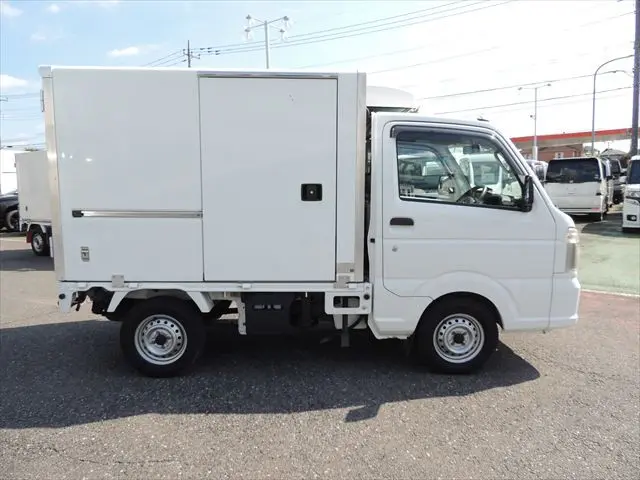 日産 クリッパートラック EBD-DR16T(2WD)の写真12