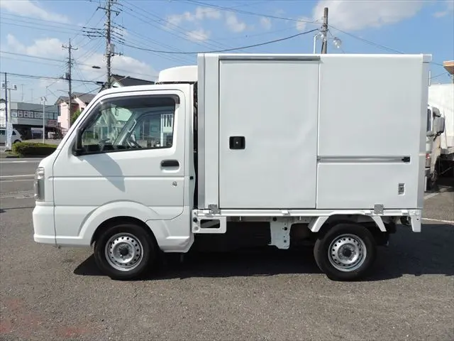 日産 クリッパートラック EBD-DR16T(2WD)の写真17