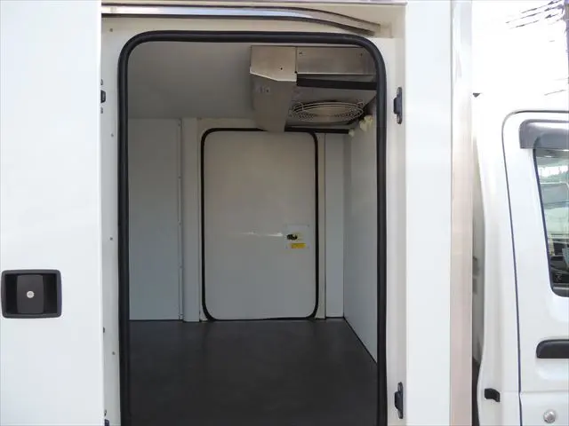 日産 クリッパートラック EBD-DR16T(2WD)の写真30