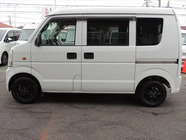 スズキ エブリイ EBD-DA64V(2WD)の写真11