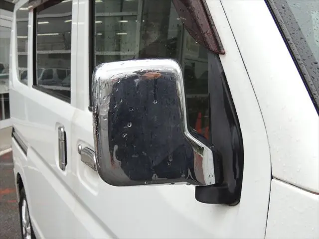 三菱 ミニキャブバン HBD-DS17V(4WD)の写真4