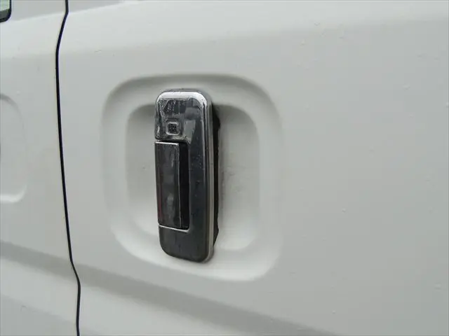 三菱 ミニキャブバン HBD-DS17V(4WD)の写真49