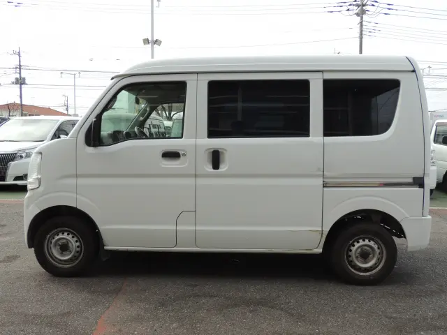 日産 クリッパーバン HBD-DR17V(2WD)の写真13