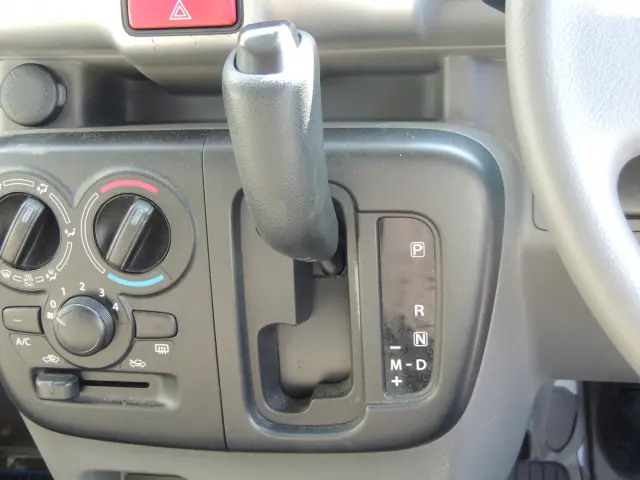 日産 クリッパーバン HBD-DR17V改(2WD)の写真36