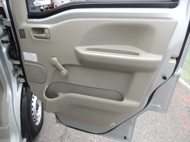 日産 クリッパーバン HBD-DR17V(2WD)の写真24