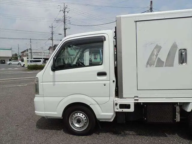 スズキ キャリイ EBD-DA16T(4WD)の写真17