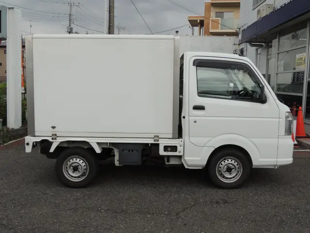 スズキ キャリイ EBD-DA16T(4WD)の写真5