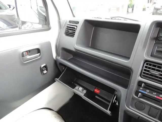 スズキ キャリイ EBD-DA16T(4WD)の写真38