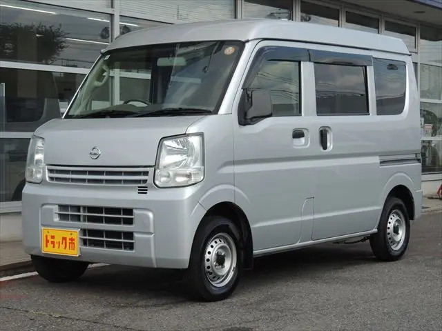 スズキ エブリイ HBD-DA17V(2WD)の写真1