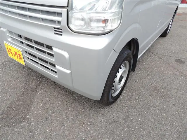 スズキ エブリイ HBD-DA17V(2WD)の写真5