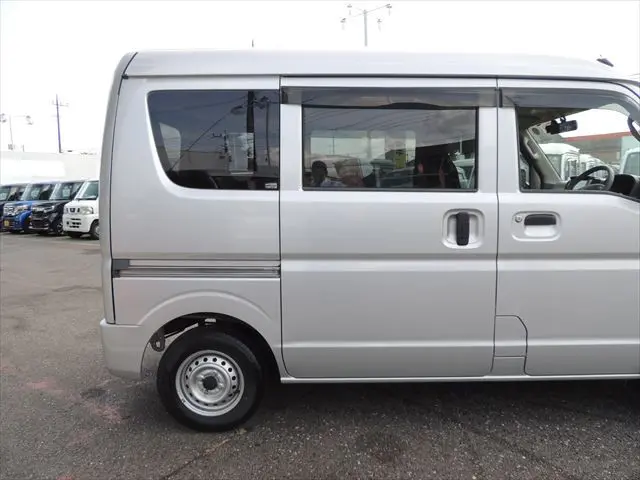 スズキ エブリイ HBD-DA17V(2WD)の写真13