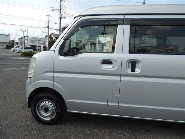 スズキ エブリイ HBD-DA17V(2WD)の写真19