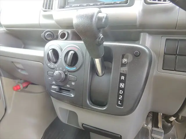 スズキ エブリイ HBD-DA17V(2WD)の写真40