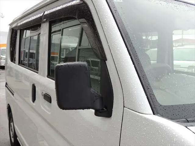 スズキ エブリイ HBD-DA17V(2WD)の写真2