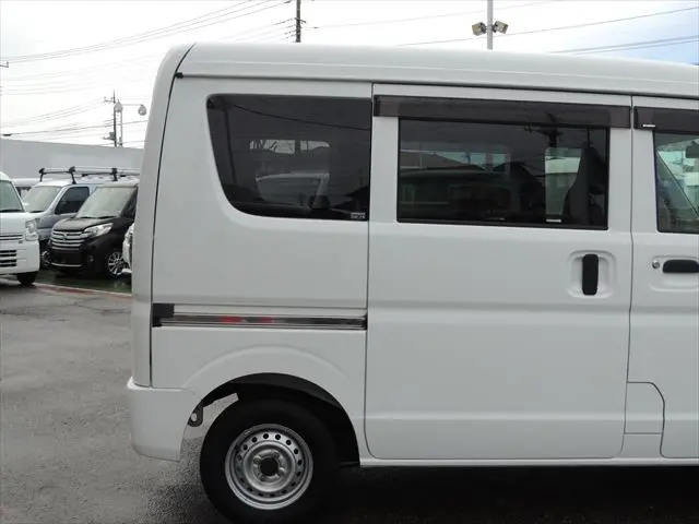 スズキ エブリイ HBD-DA17V(2WD)の写真11