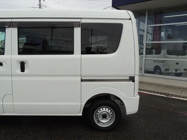 スズキ エブリイ HBD-DA17V(2WD)の写真16