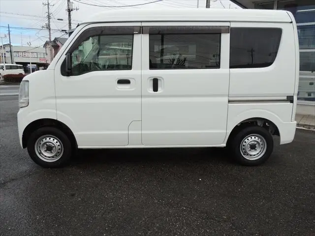 スズキ エブリイ HBD-DA17V(2WD)の写真18