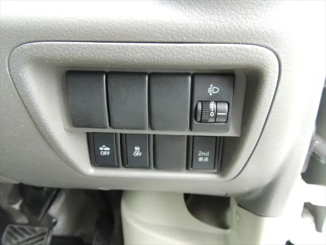 スズキ エブリイ HBD-DA17V(2WD)の写真42