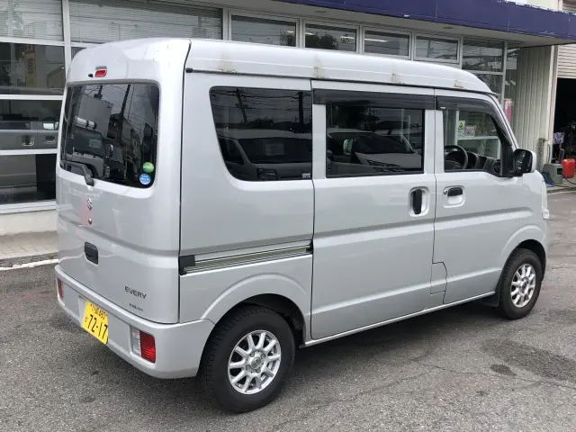 スズキ エブリイ HBD-DA17V(2WD)の写真6