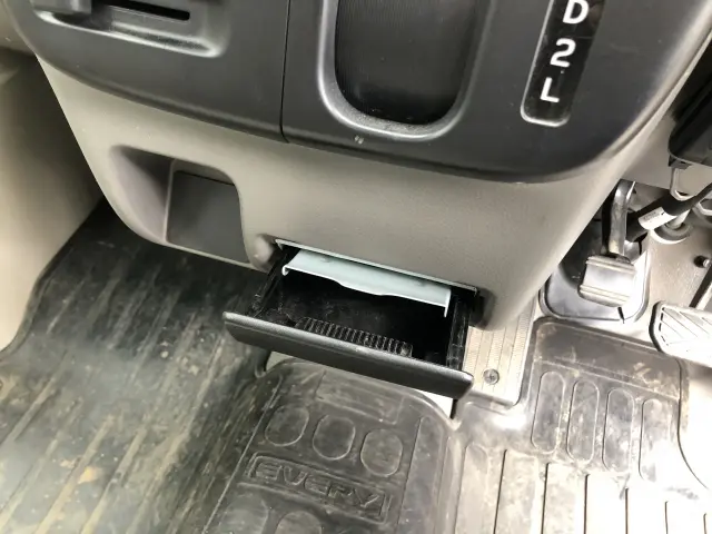 スズキ エブリイ HBD-DA17V(2WD)の写真43