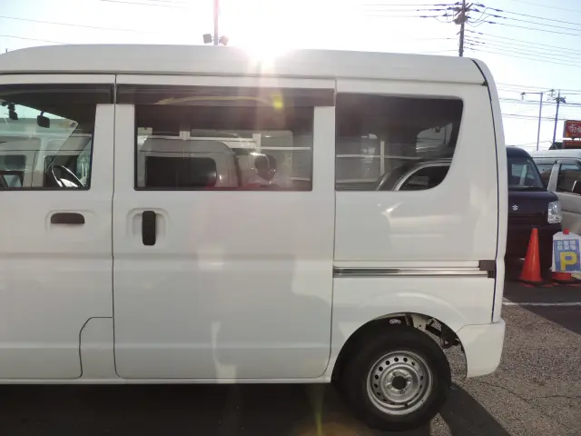 日産 クリッパーバン HBD-DR17V(2WD)の写真12