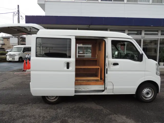 日産 クリッパーバン HBD-DR17V(2WD)の写真5