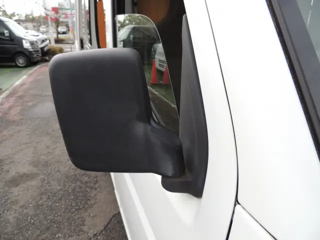 日産 クリッパーバン HBD-DR17V(2WD)の写真13
