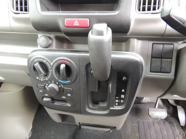 日産 クリッパーバン HBD-DR17V(2WD)の写真27