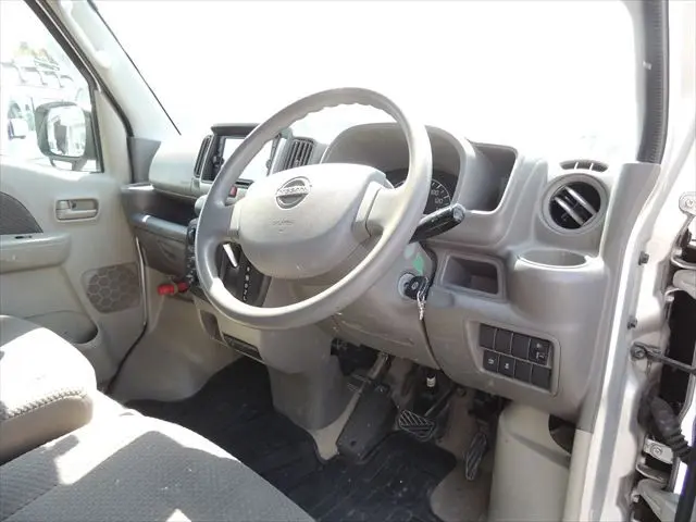 日産 クリッパーバン HBD-DR17V(2WD)の写真31