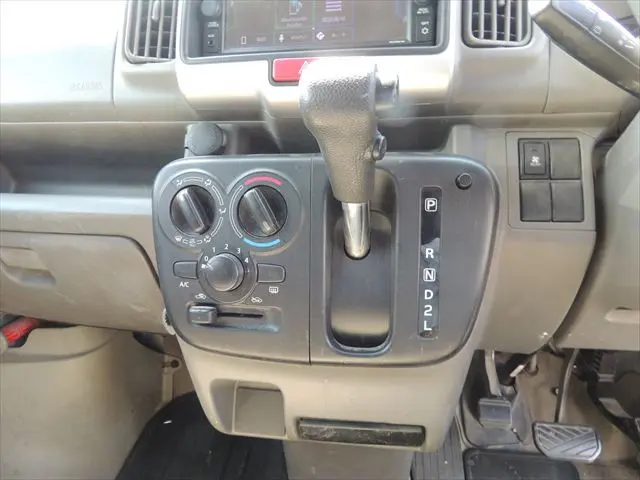 日産 クリッパーバン HBD-DR17V(2WD)の写真38