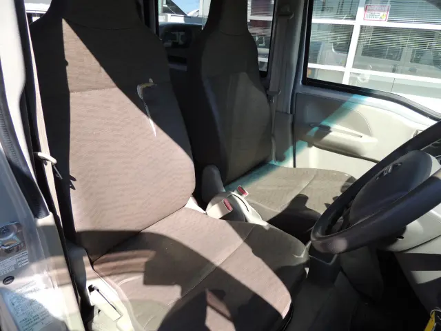 日産 クリッパーバン HBD-DR17Vの写真25