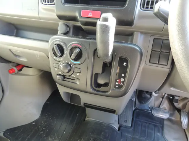 日産 クリッパーバン HBD-DR17Vの写真45