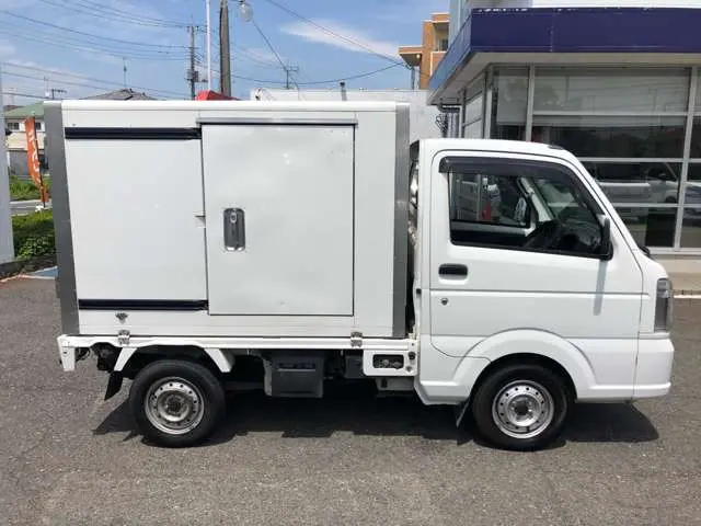 スズキ キャリイ EBD-DA16T(2WD)の写真5