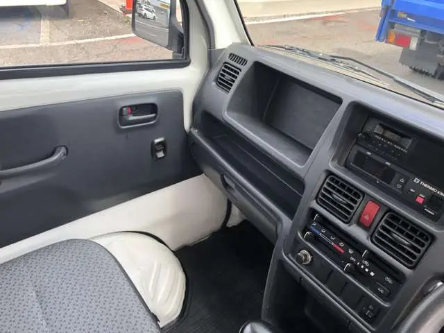スズキ キャリイ EBD-DA16T(2WD)の写真37