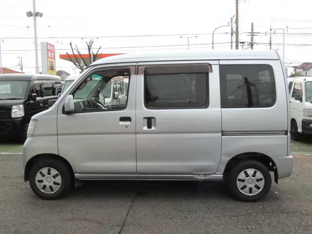 ★車検整備付のお車は「車検2年分の金額込みの総額費用」となっております!|トヨタ ピクシスバン EBD-S321M(2WD)の写真11