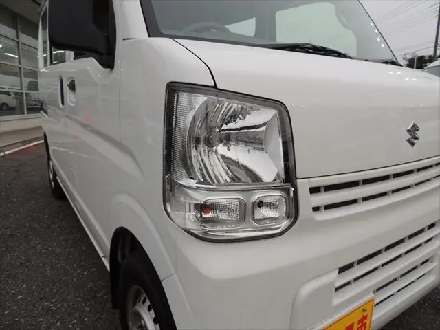 スズキ エブリイ HBD-DA17V(2WD)の写真3