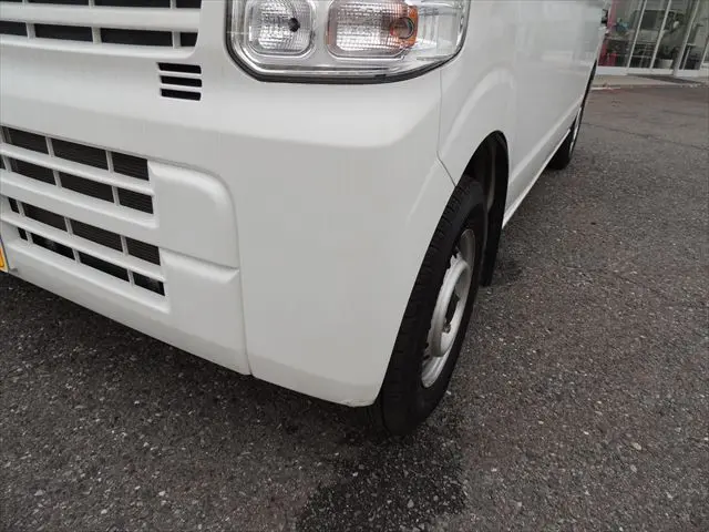 スズキ エブリイ HBD-DA17V(2WD)の写真9
