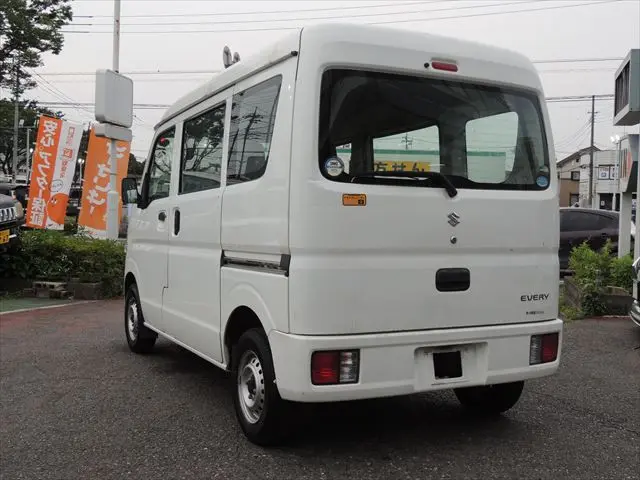 スズキ エブリイ HBD-DA17V(2WD)の写真16