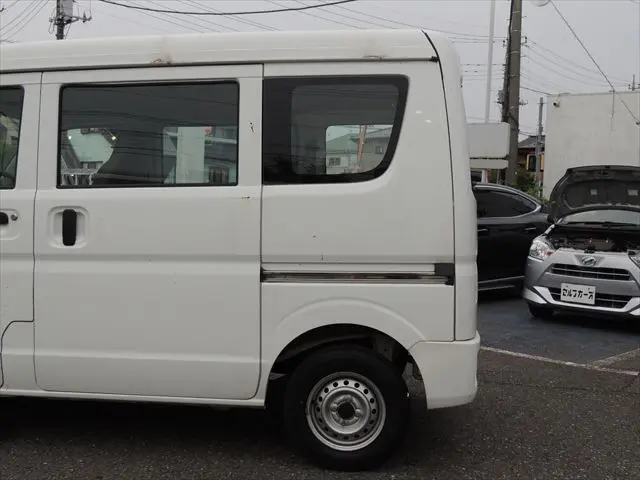 スズキ エブリイ HBD-DA17V(2WD)の写真17