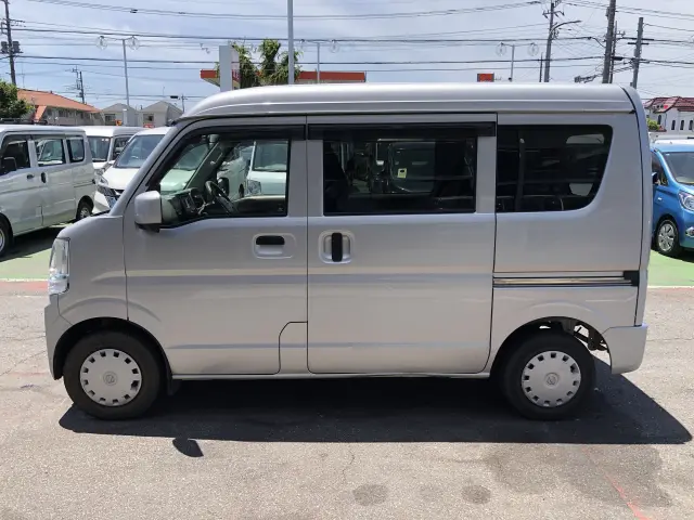 日産 クリッパーバン HBD-DR17V(2WD)の写真11