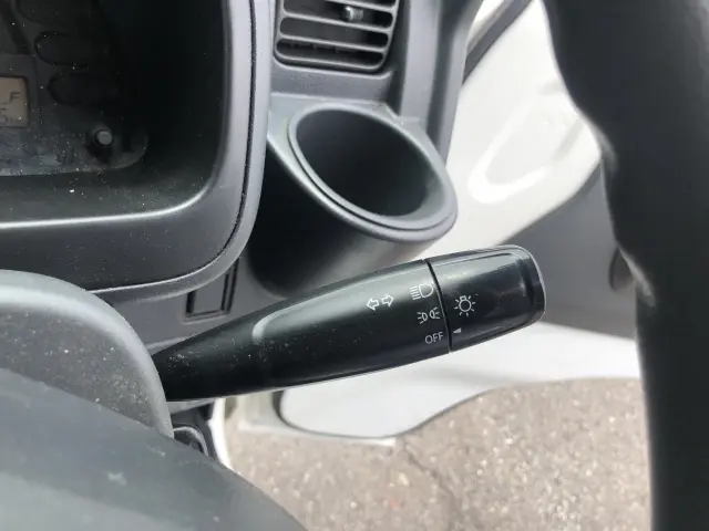 スズキ キャリイ EBD-DA16T(2WD)の写真32