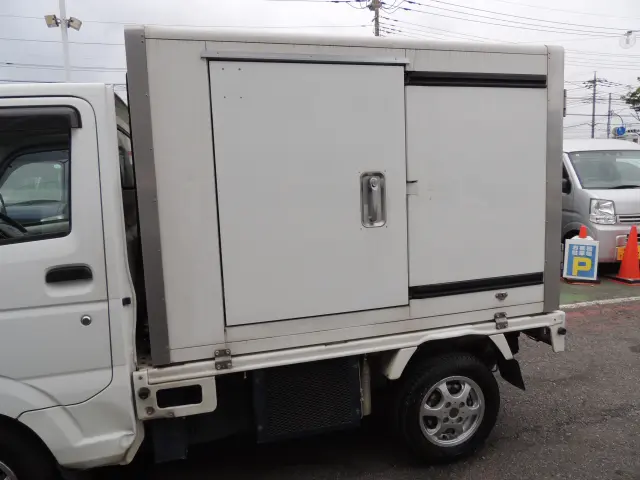 スズキ キャリイ EBD-DA16T(4WD)の写真12