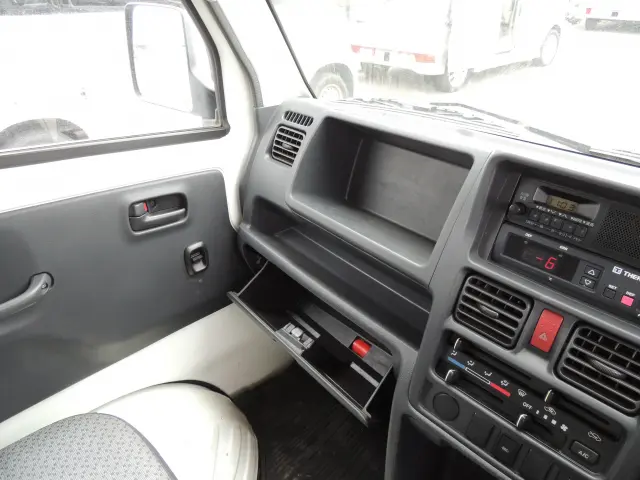 スズキ キャリイ EBD-DA16T(4WD)の写真39