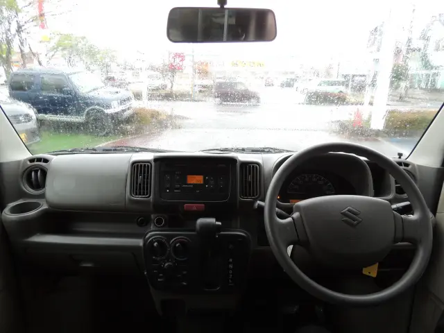 スズキ エブリイ HBD-DA17V(2WD)の写真28