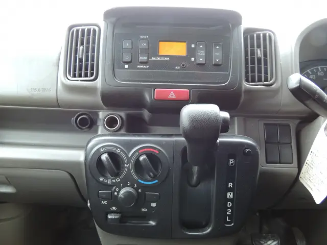 スズキ エブリイ HBD-DA17V(2WD)の写真35