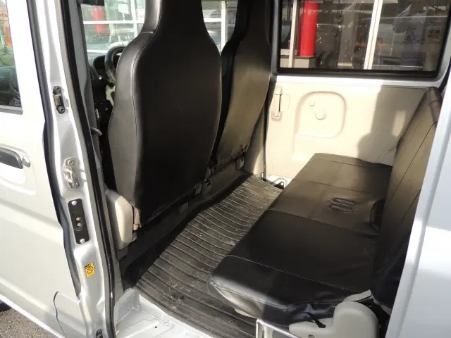 日産 クリッパーバン HBD-DR17V(2WD)の写真32