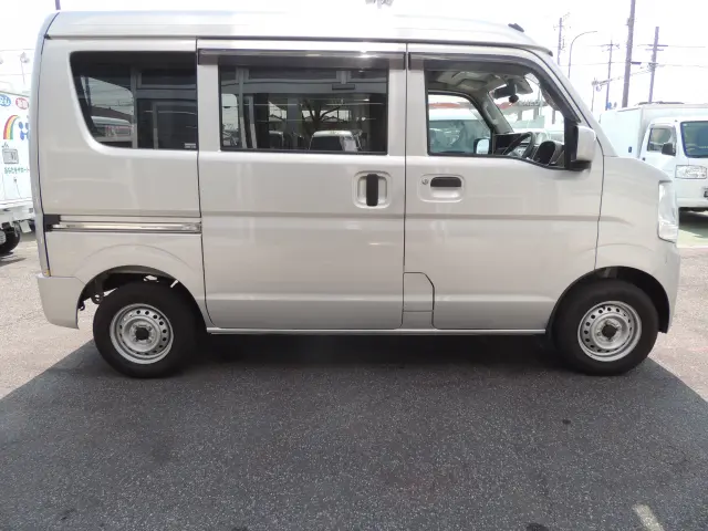 日産 クリッパーバン HBD-DR17V(2WD)の写真13