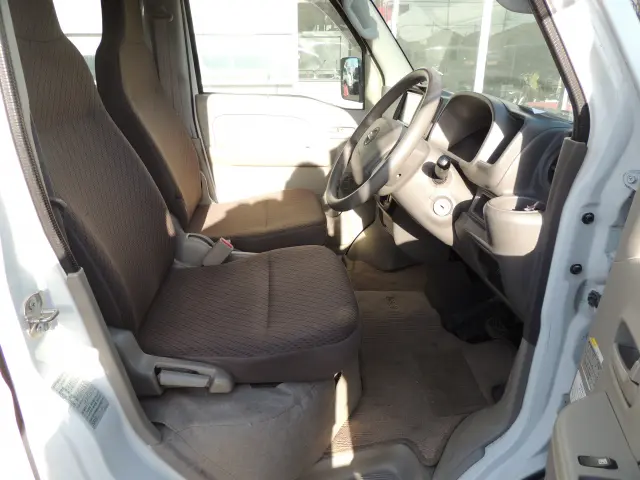 日産 クリッパーバン HBD-DR17V(2WD)の写真10