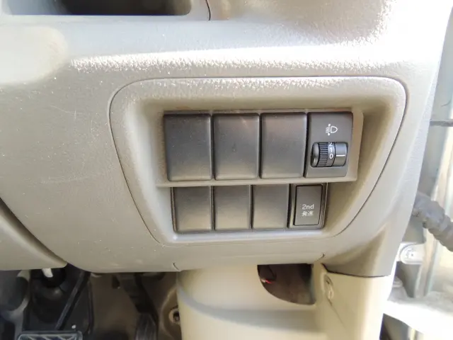 日産 クリッパーバン HBD-DR17V(2WD)の写真13